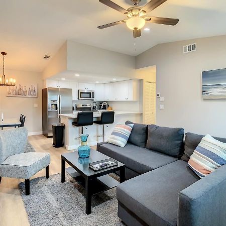 Crown Jewel Of Clearwater 10-15 Min To Beach 5 Min To St Pete Airport Villa ภายนอก รูปภาพ