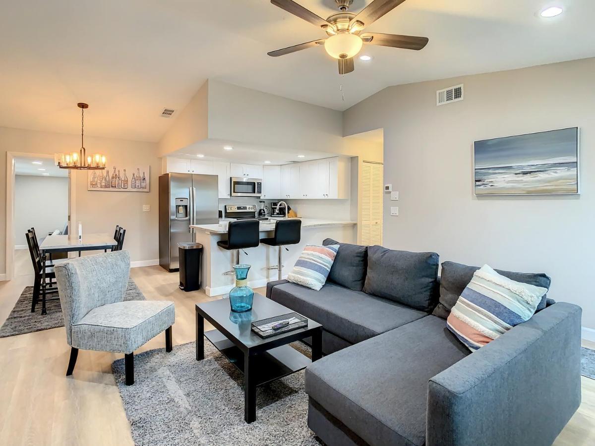 Crown Jewel Of Clearwater 10-15 Min To Beach 5 Min To St Pete Airport Villa ภายนอก รูปภาพ