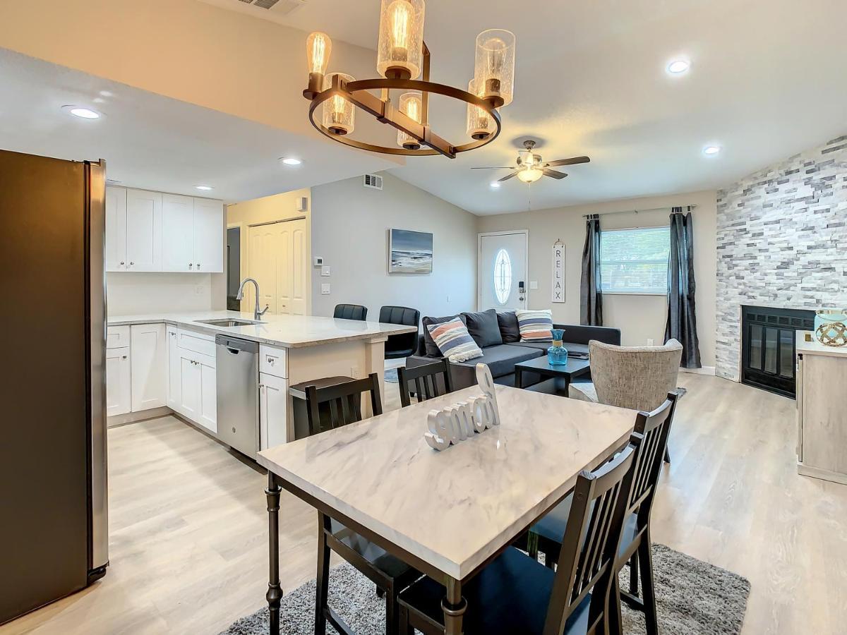 Crown Jewel Of Clearwater 10-15 Min To Beach 5 Min To St Pete Airport Villa ภายนอก รูปภาพ